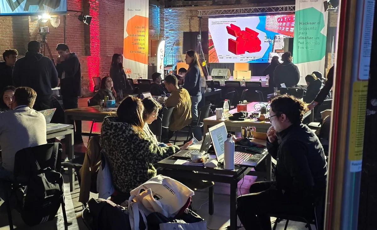 Vista de la pantalla gigante con integración de señal y presentaciones — DAR2